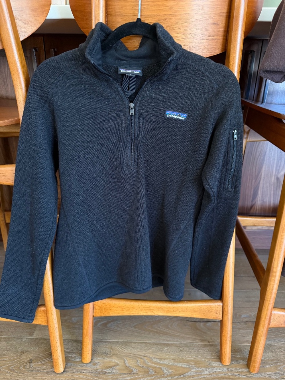 Patagonia Black 1/4 Zip Pullover Sweater Jacket Size Small